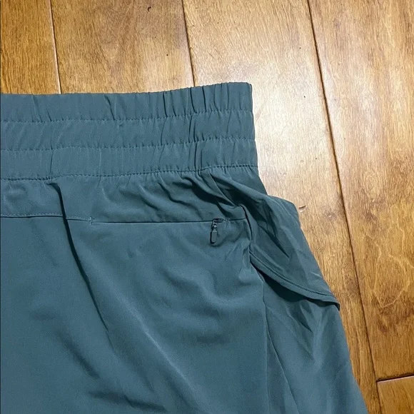 Avia Sage Green Athletic Shorts 3X Athleisure Workout Running Gym Activewear - Picture 9 of 10